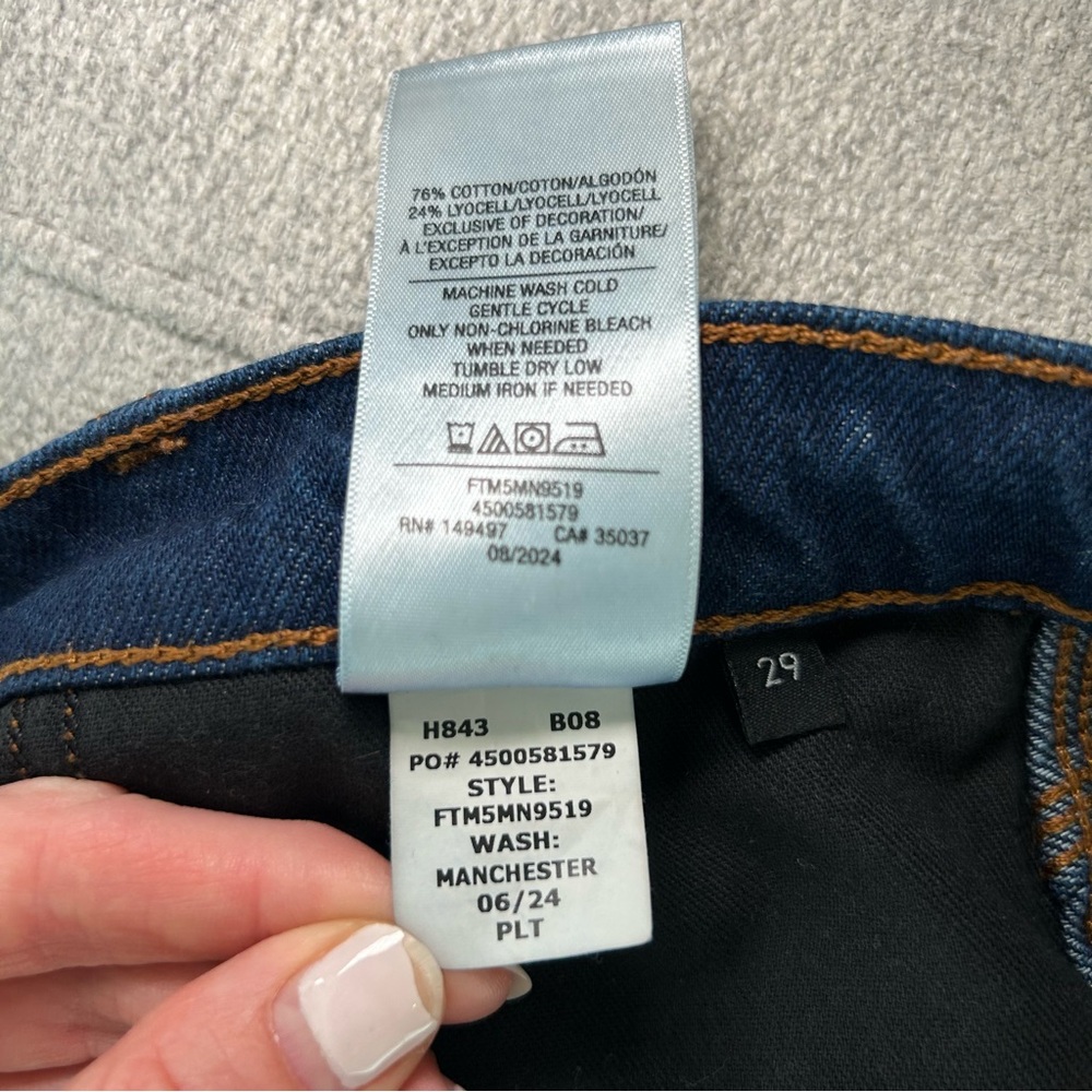 Favorite Daughter The Olympia Flare Low Slung Flare Jeans in Manchester Size 29 - Picture 14 of 16